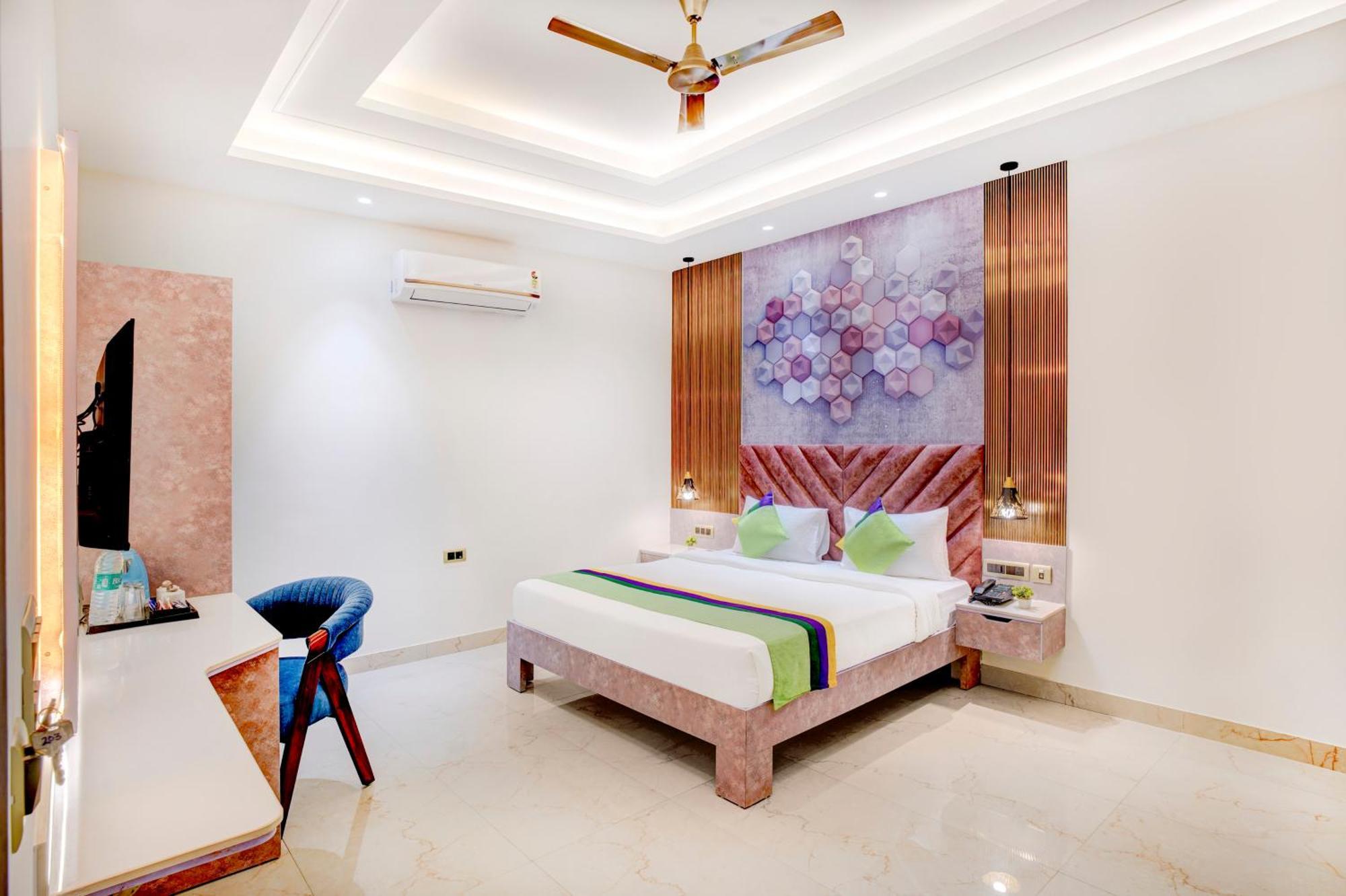 Treebo Corporate Inn Noida Buitenkant foto