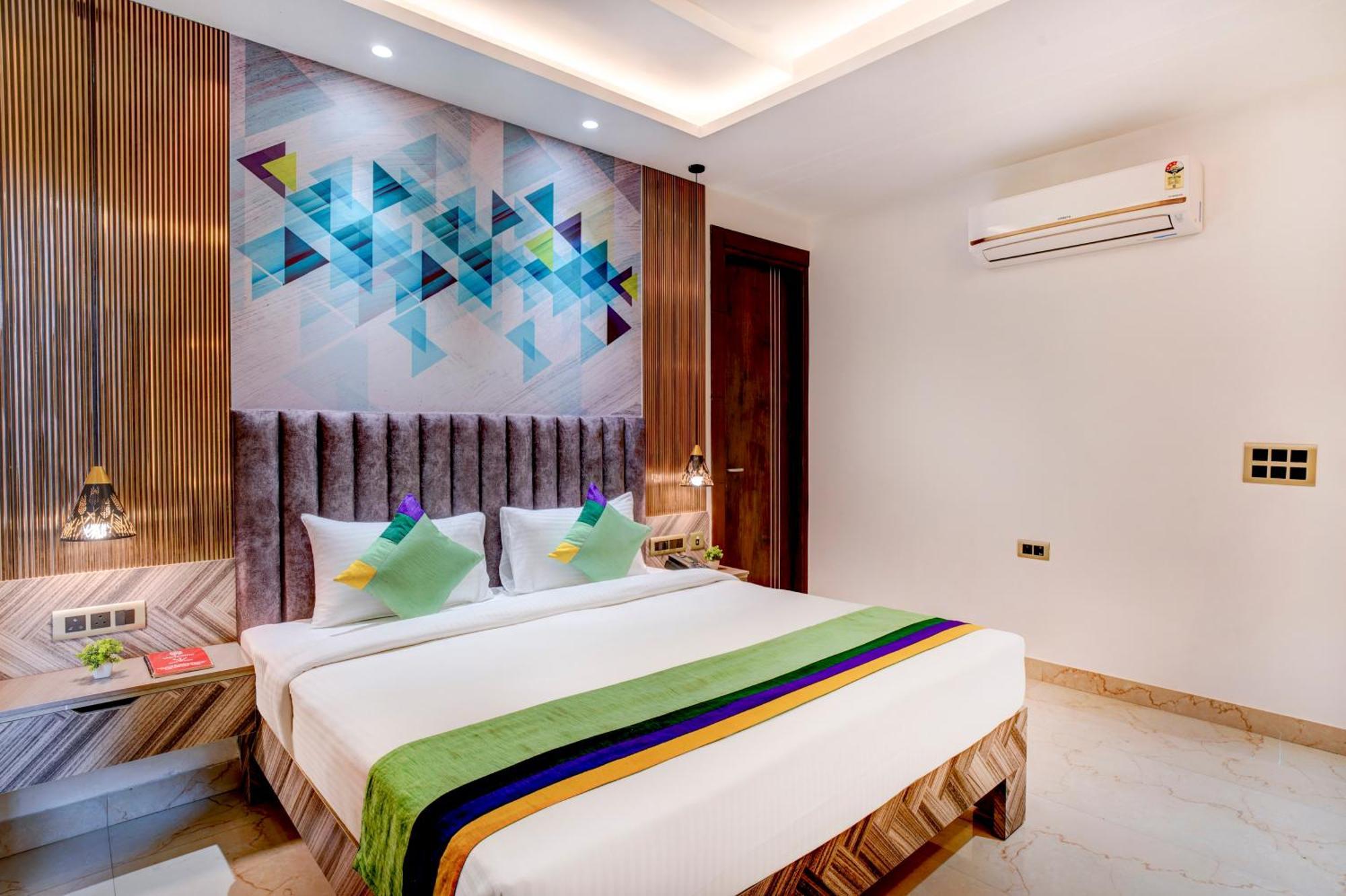 Treebo Corporate Inn Noida Buitenkant foto